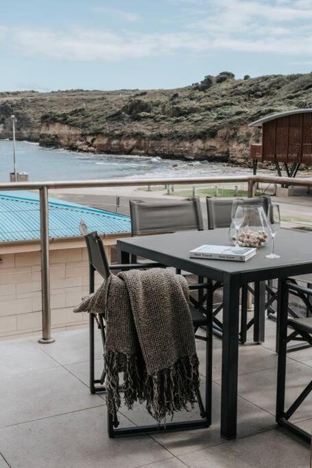 Surf Break At Bayview Villas Sea View Port Campbell Eksteriør billede